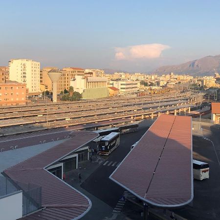 Barrique Guest House Free Bus From The Airport One Way Palermo Esterno foto