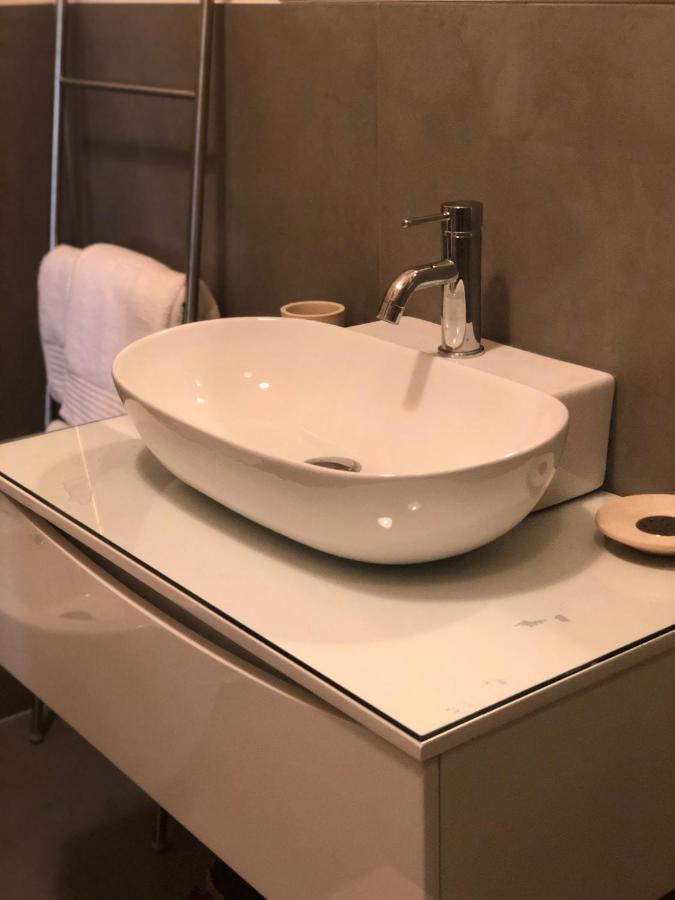 Barrique Guest House Free Bus From The Airport One Way Palermo Esterno foto